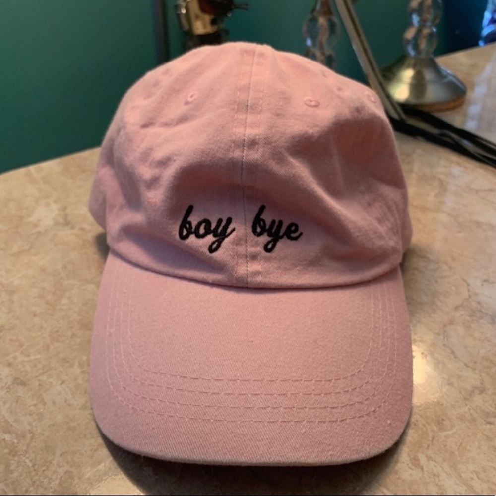 Statement hat - Picture 5 of 5